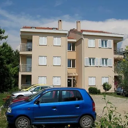 Polka Apartment *